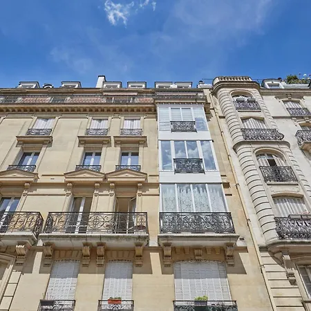 Apartment Terrasse Champs Elysees By Studio Prestige Apartman *