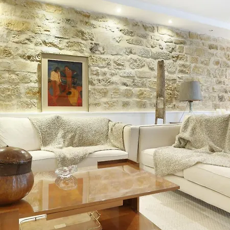 Apartment Terrasse Champs Elysees By Studio Prestige